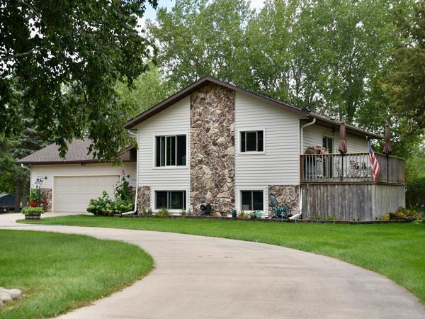 6992 43rd Avenue SE, Saint Cloud, MN 56304
