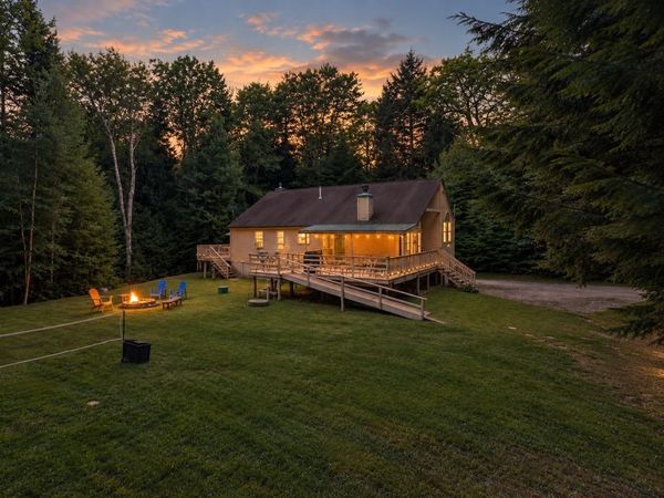 954 Boardman Loop, Wardsboro, VT 05360
