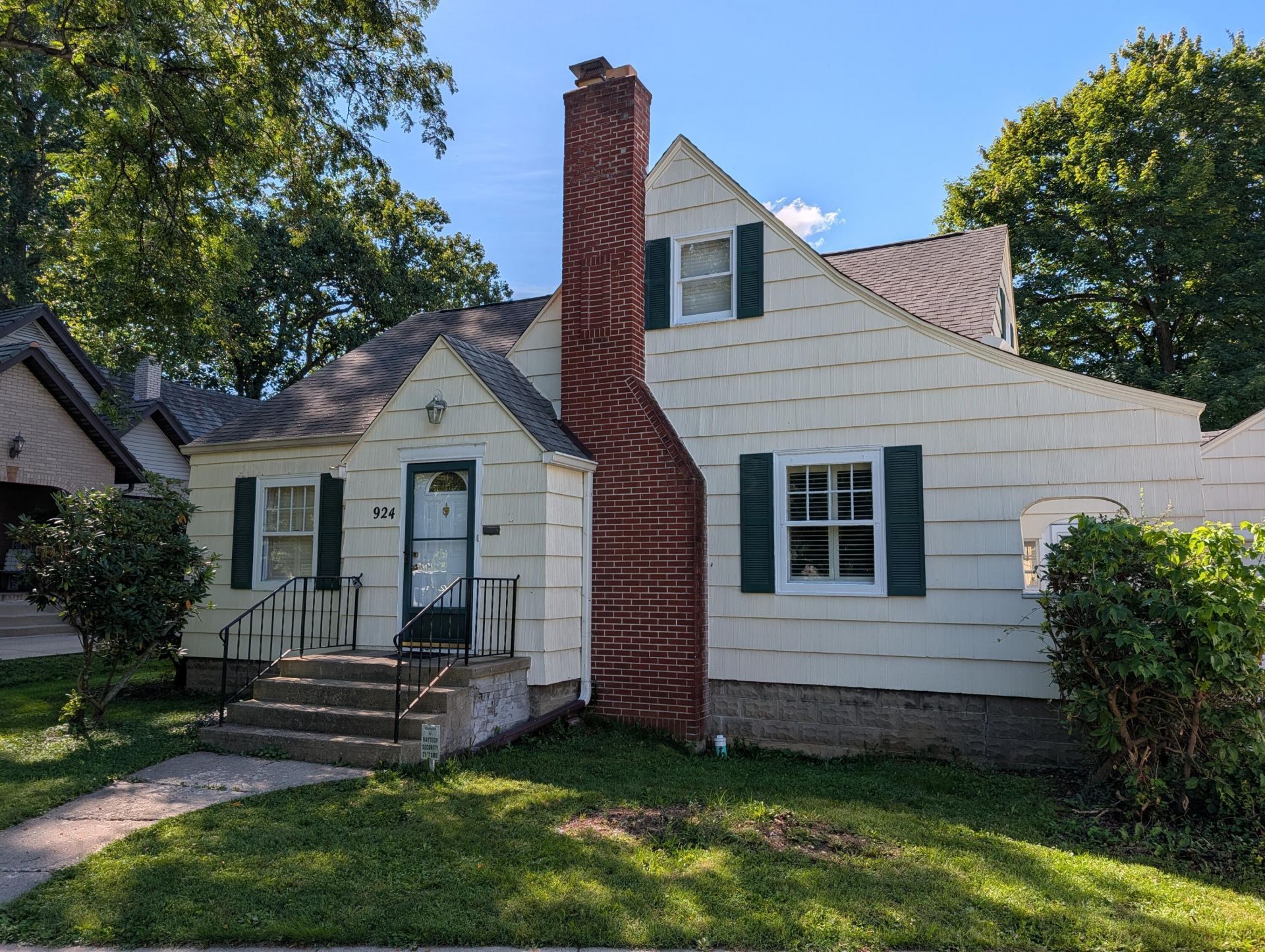 924 E High Street , Mount Vernon, OH 43050 Main Photo