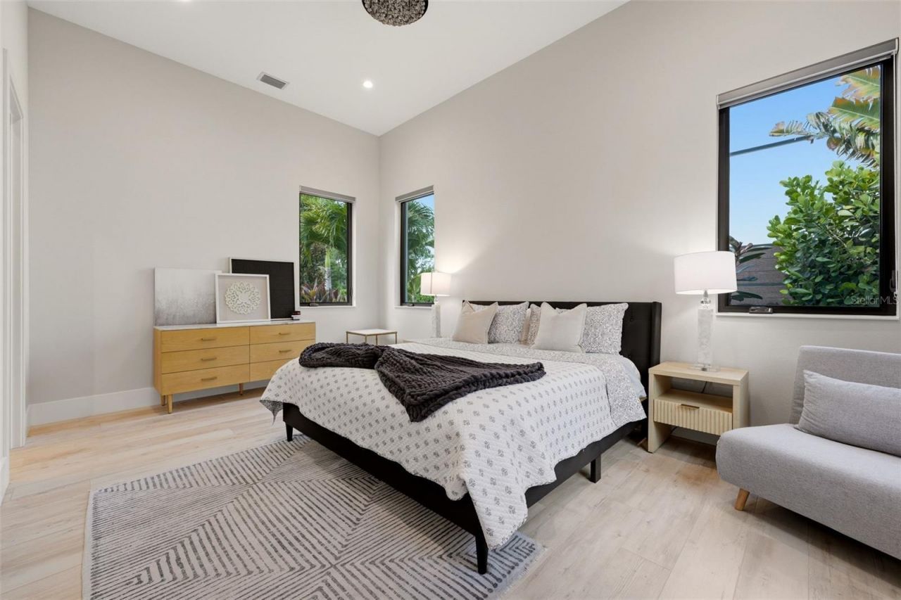 2462 Missara Lane, Sarasota, FL 34231 Photo