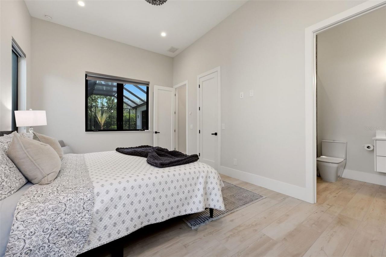 2462 Missara Lane, Sarasota, FL 34231 Photo