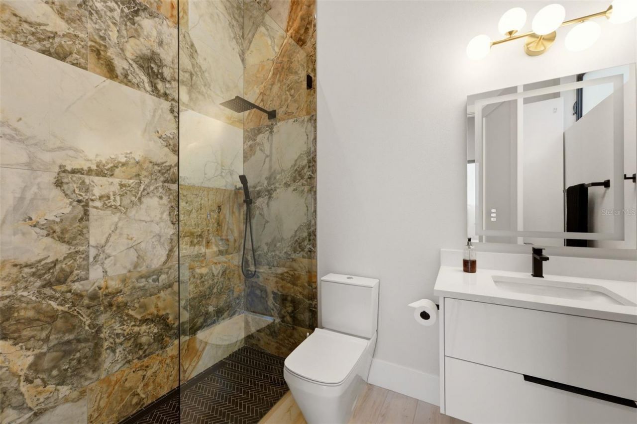 2462 Missara Lane, Sarasota, FL 34231 Photo