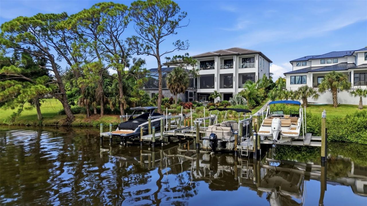 2462 Missara Lane, Sarasota, FL 34231 Photo