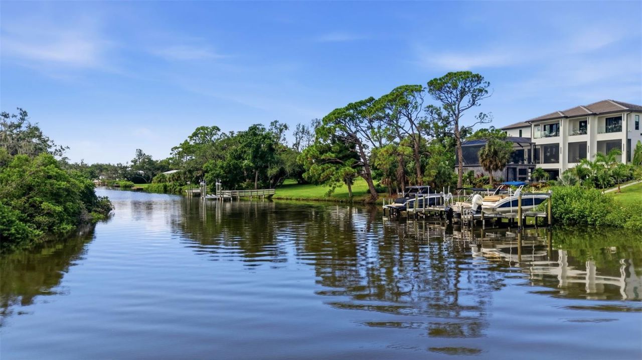 2462 Missara Lane, Sarasota, FL 34231 Photo