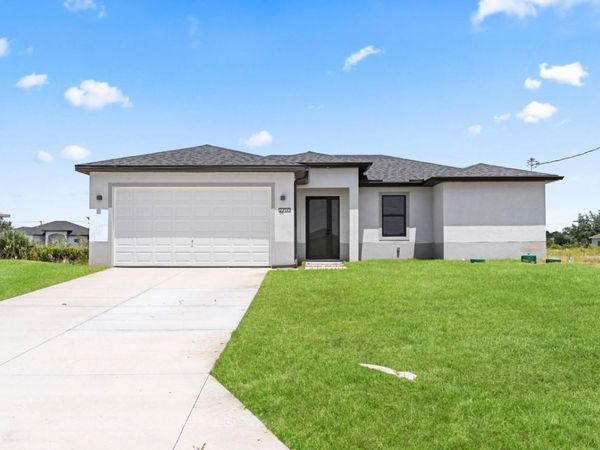 2700 69TH ST W , LEHIGH ACRES, FL 33971