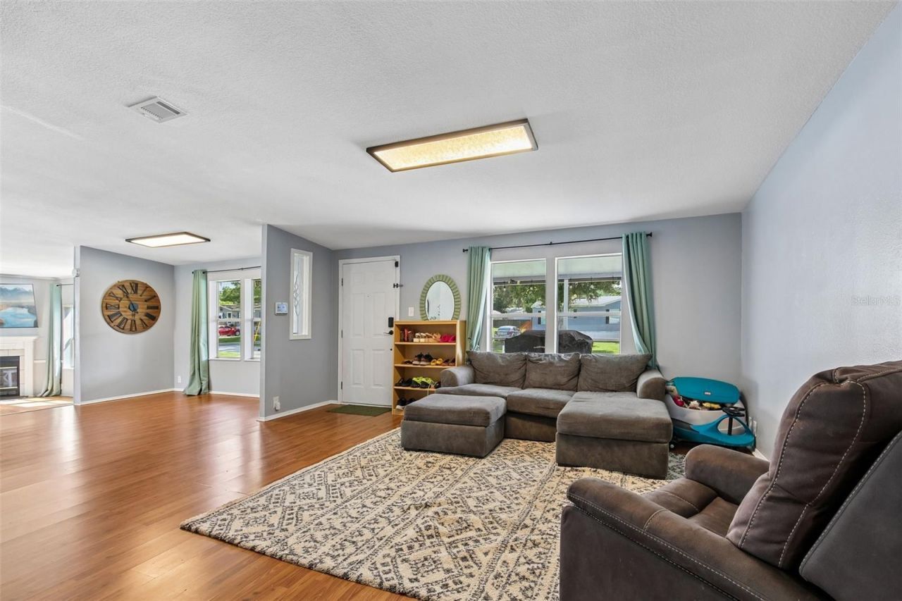 3642 Pioneer Trails Dr, Lakeland, FL 33810 Photo