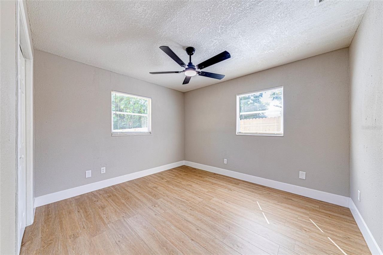 703 S Dixie Avenue , Fruitland Park, FL 34731 Photo