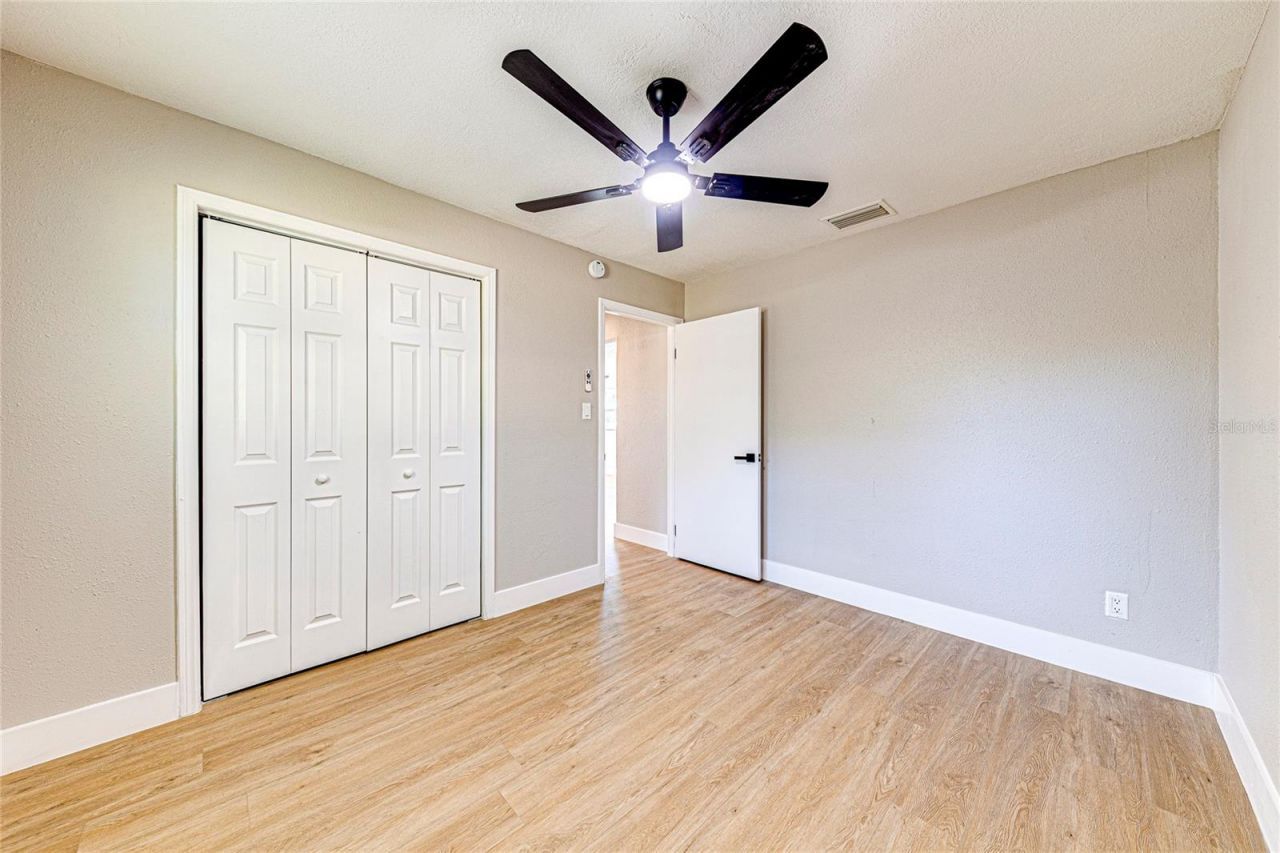 703 S Dixie Avenue , Fruitland Park, FL 34731 Photo