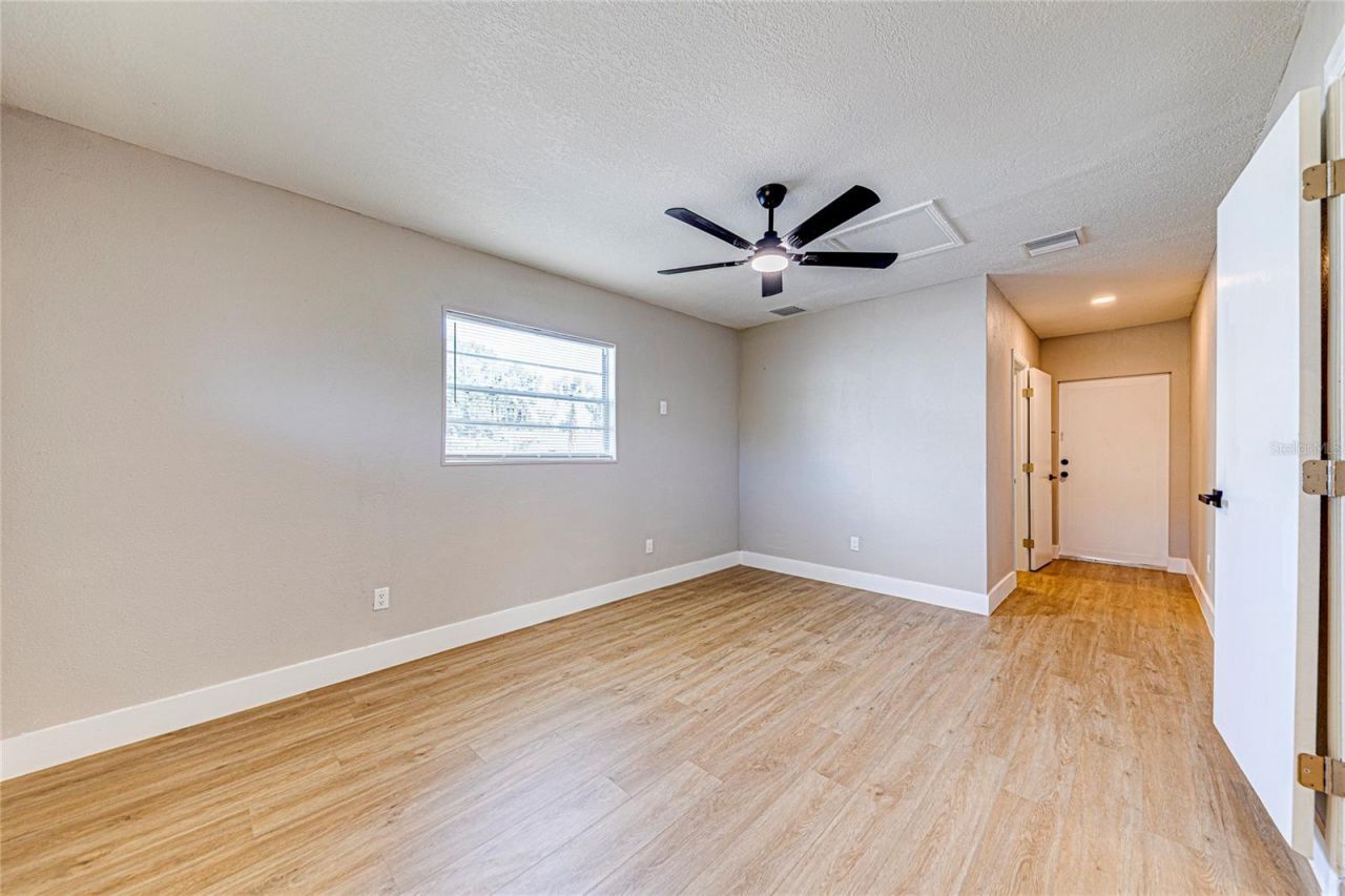 703 S Dixie Avenue , Fruitland Park, FL 34731 Photo