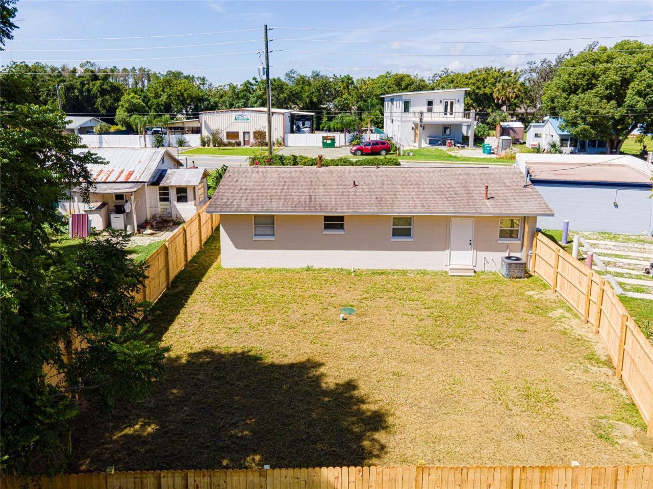 703 S Dixie Avenue , Fruitland Park, FL 34731 Photo
