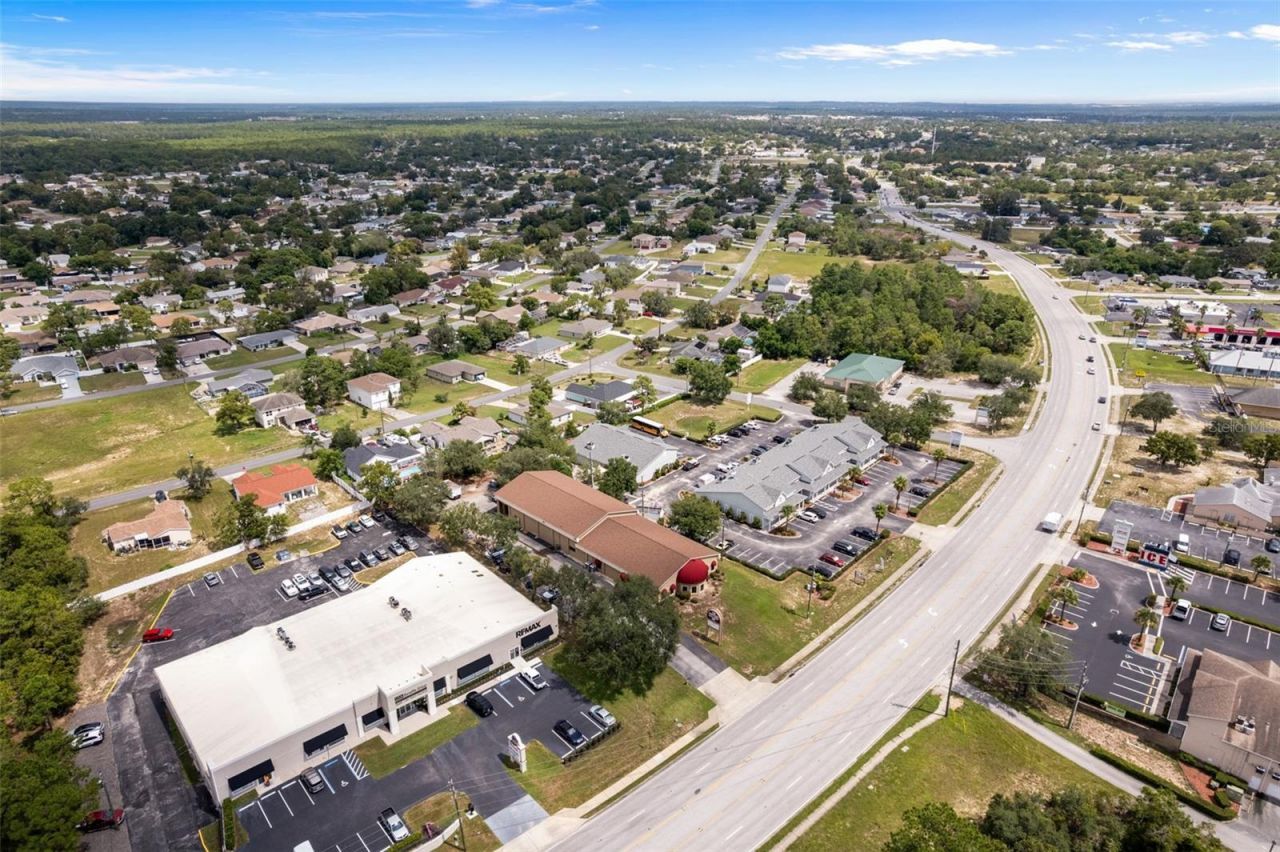 5149 Mariner Boulevard , Spring Hill, FL 34609 Photo