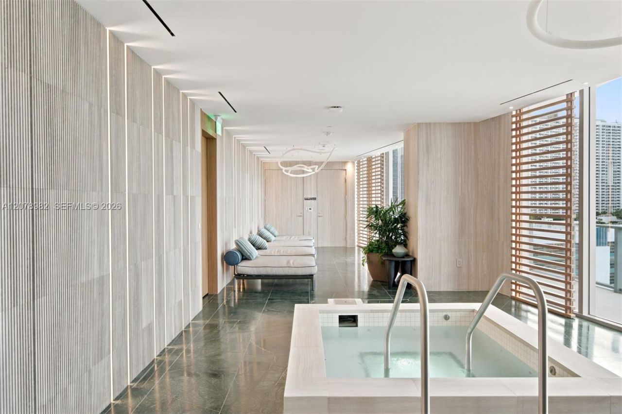 1400 Biscayne Blvd, Unit 505, Miami, FL 33132 Photo
