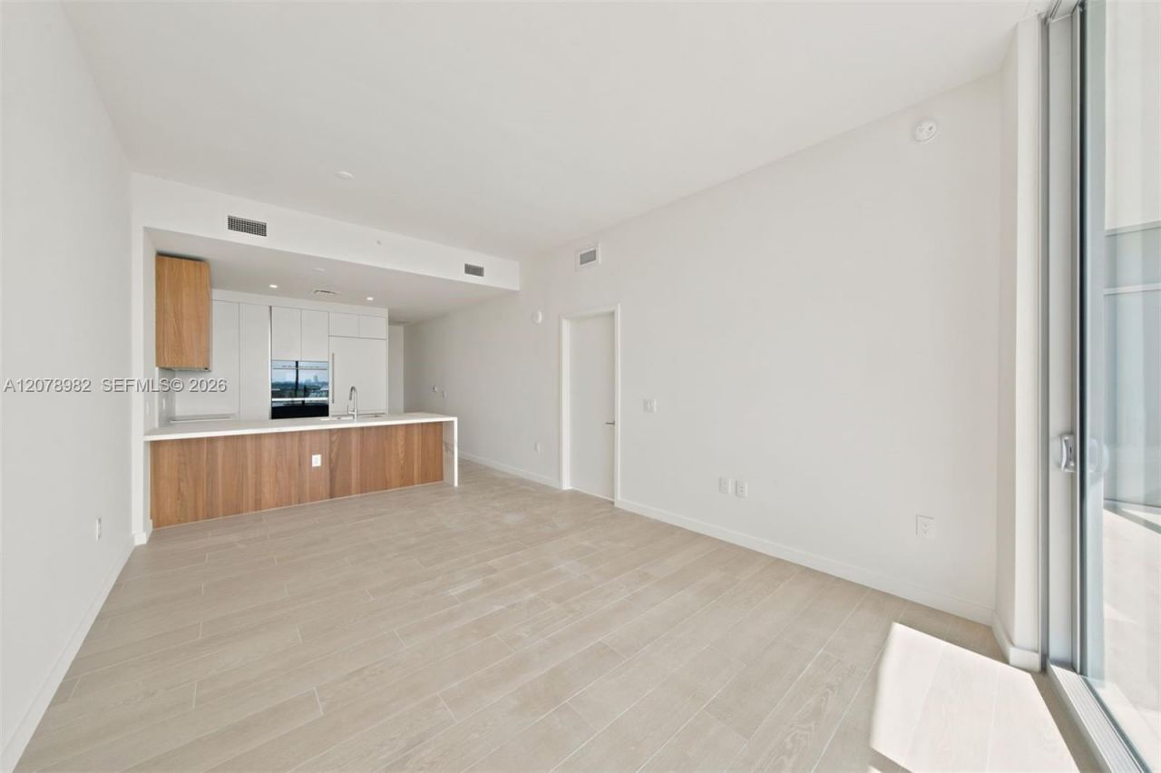 1400 Biscayne Blvd, Unit 505, Miami, FL 33132 Photo