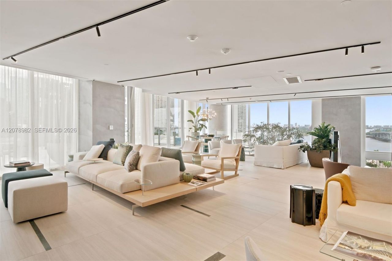 1400 Biscayne Blvd, Unit 505, Miami, FL 33132 Photo