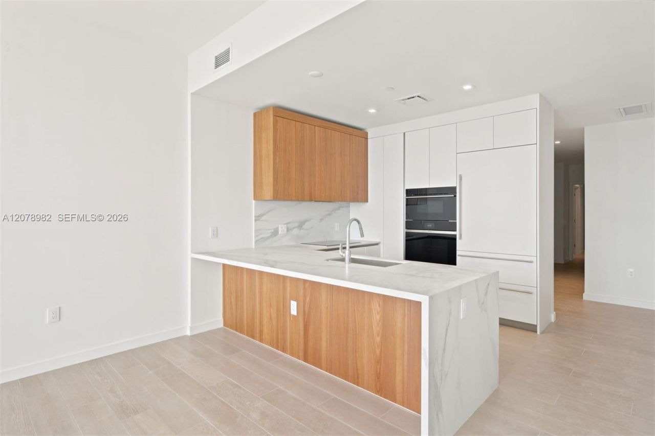 1400 Biscayne Blvd, Unit 505, Miami, FL 33132 Photo