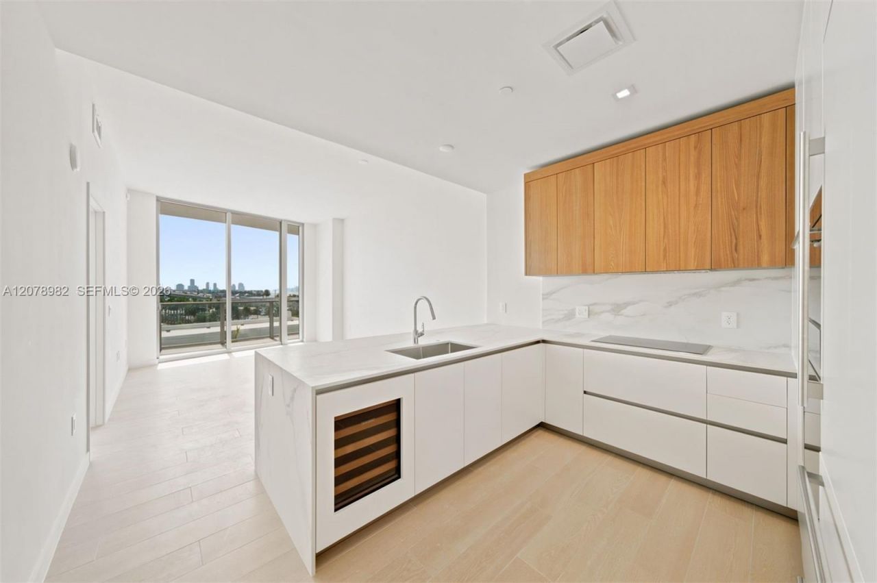1400 Biscayne Blvd, Unit 505, Miami, FL 33132 Photo