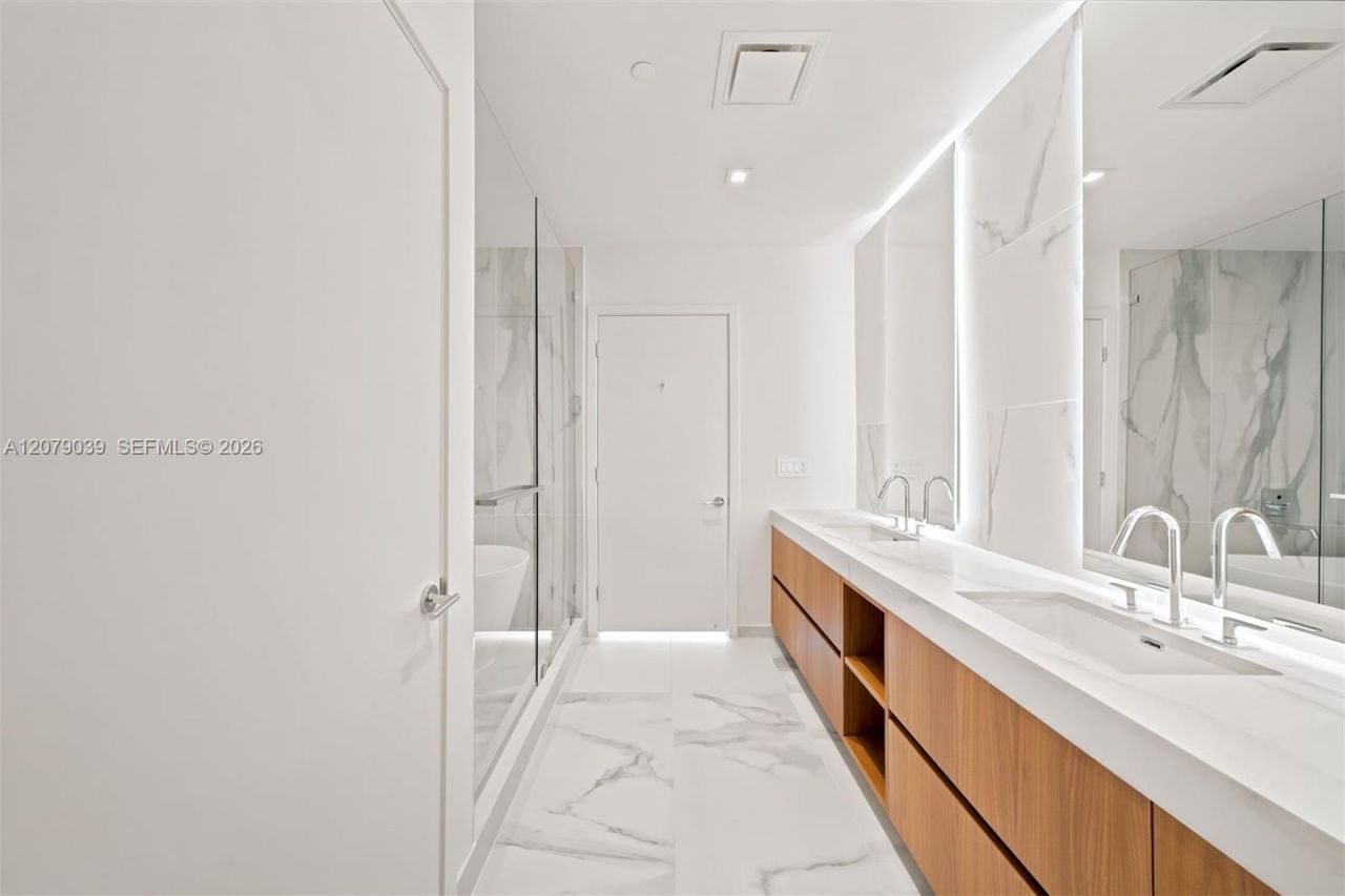 1400 Biscayne Blvd, Unit 1205, Miami, FL 33132 Photo