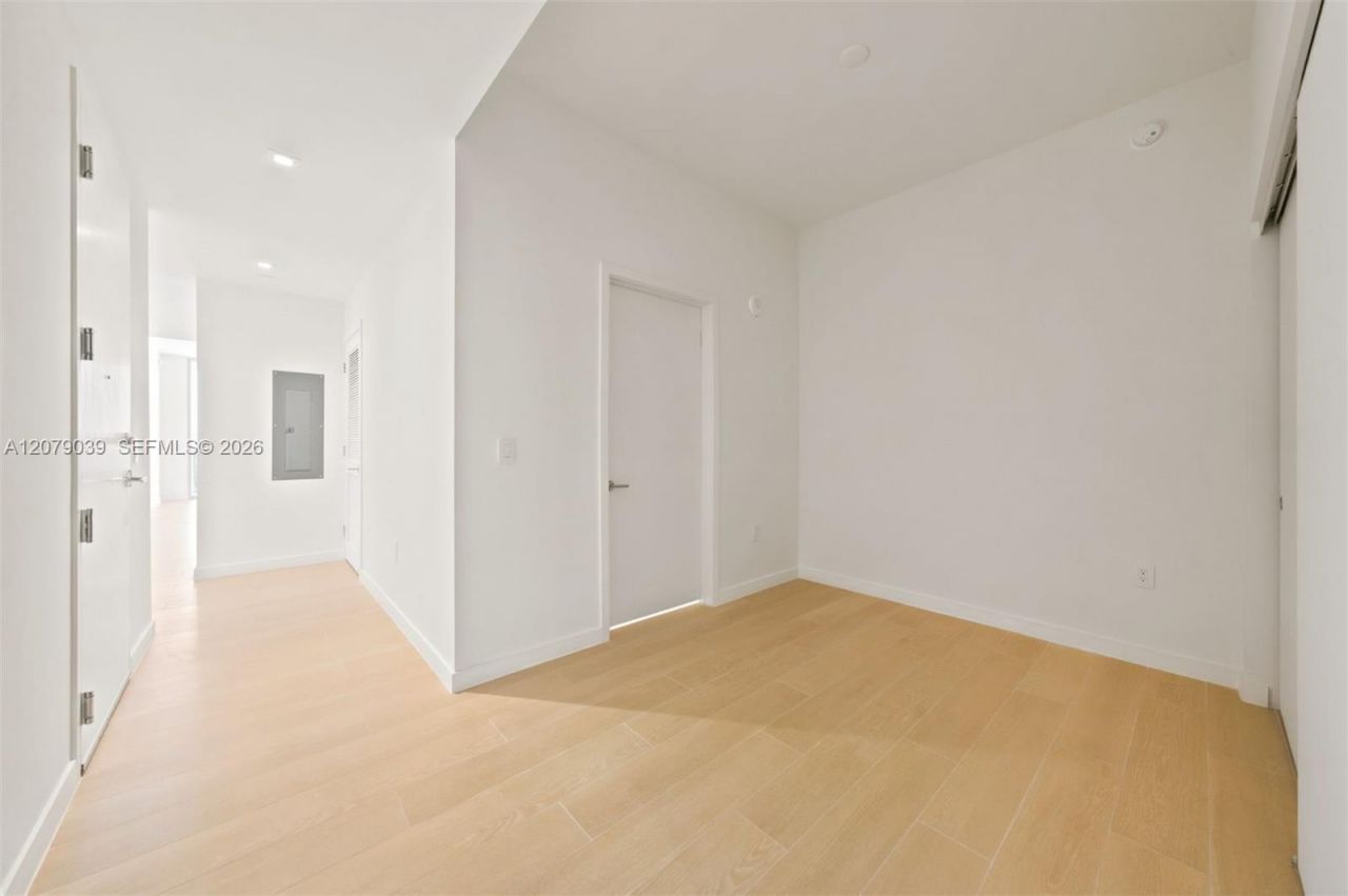 1400 Biscayne Blvd, Unit 1205, Miami, FL 33132 Photo