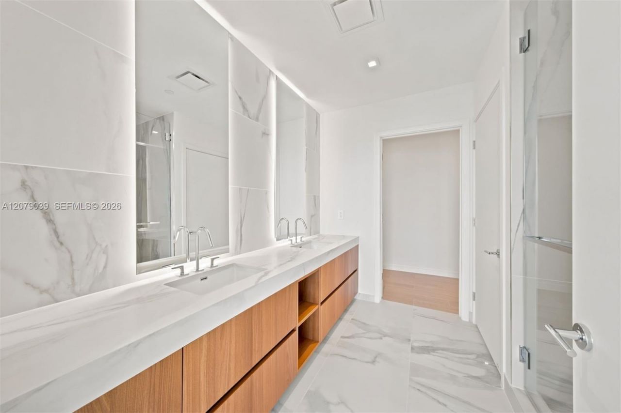 1400 Biscayne Blvd, Unit 1205, Miami, FL 33132 Photo