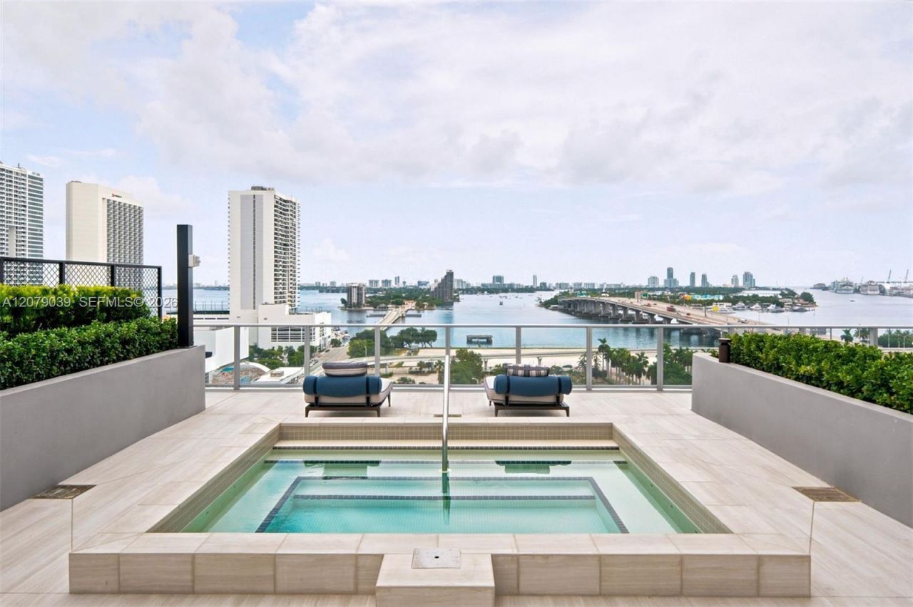 1400 Biscayne Blvd, Unit 1205, Miami, FL 33132 Photo