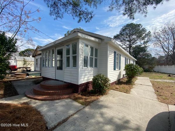 3625 S Walnut Street, Farmville, NC 27828