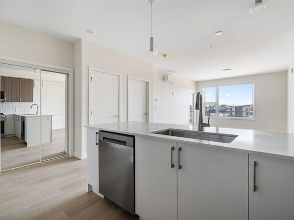 777 Station Ave , Unit #609, Langford, BC V9B 7K5