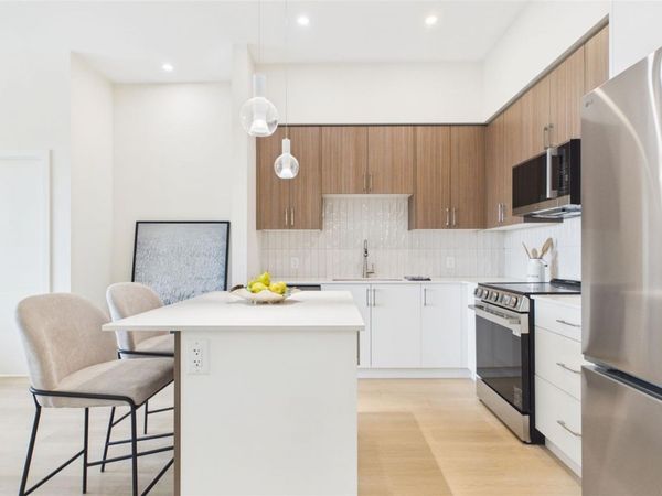 777 Station Ave , Unit #211, Langford, BC V9B 7K5