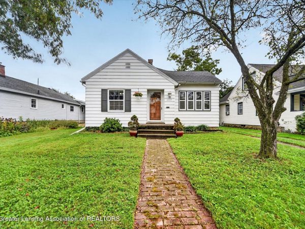 2029 Harding Avenue, Lansing, MI 48910