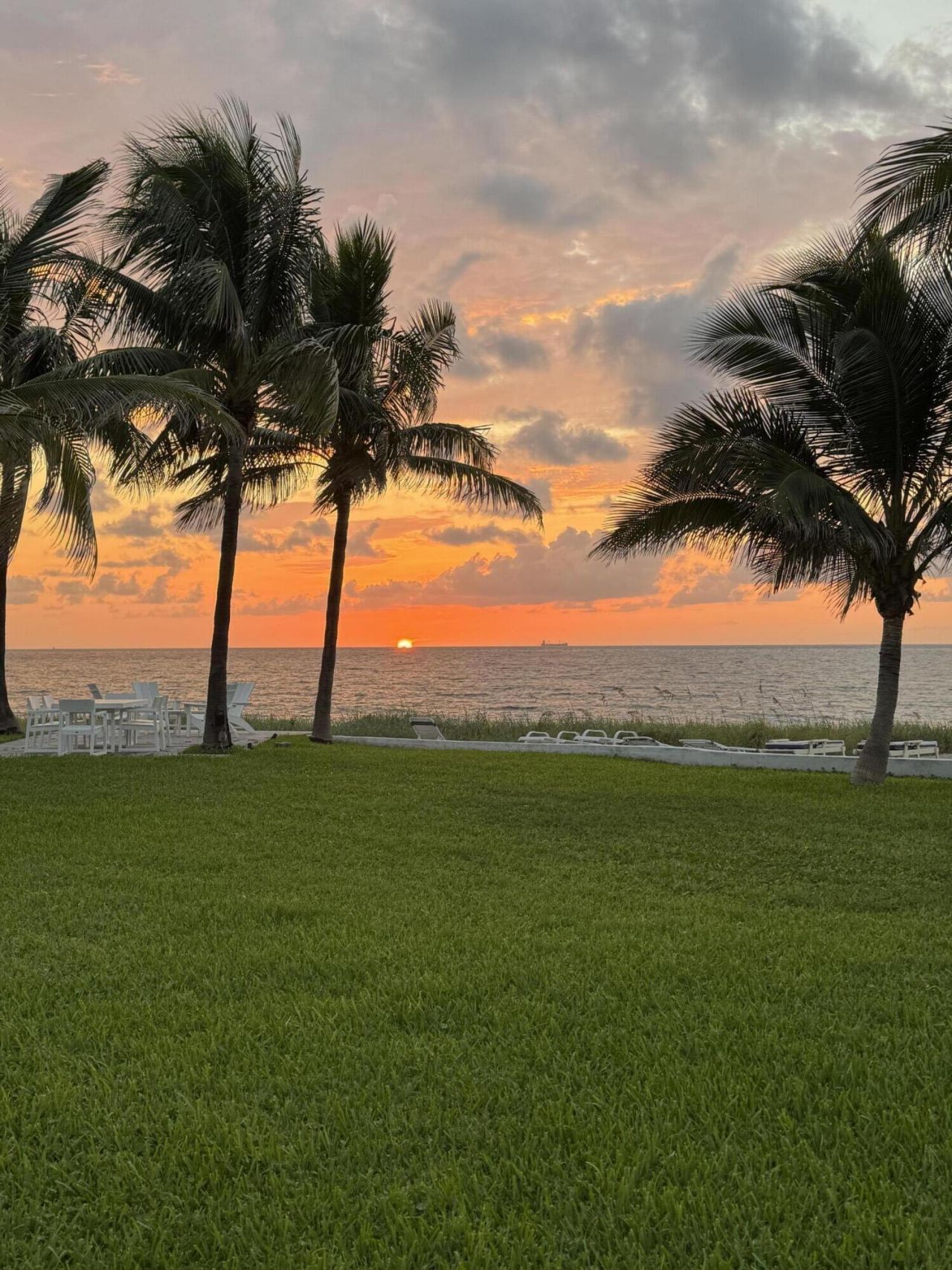 1041 Hillsboro Mile, Unit 11, Hillsboro Beach, FL 33062 Main Photo