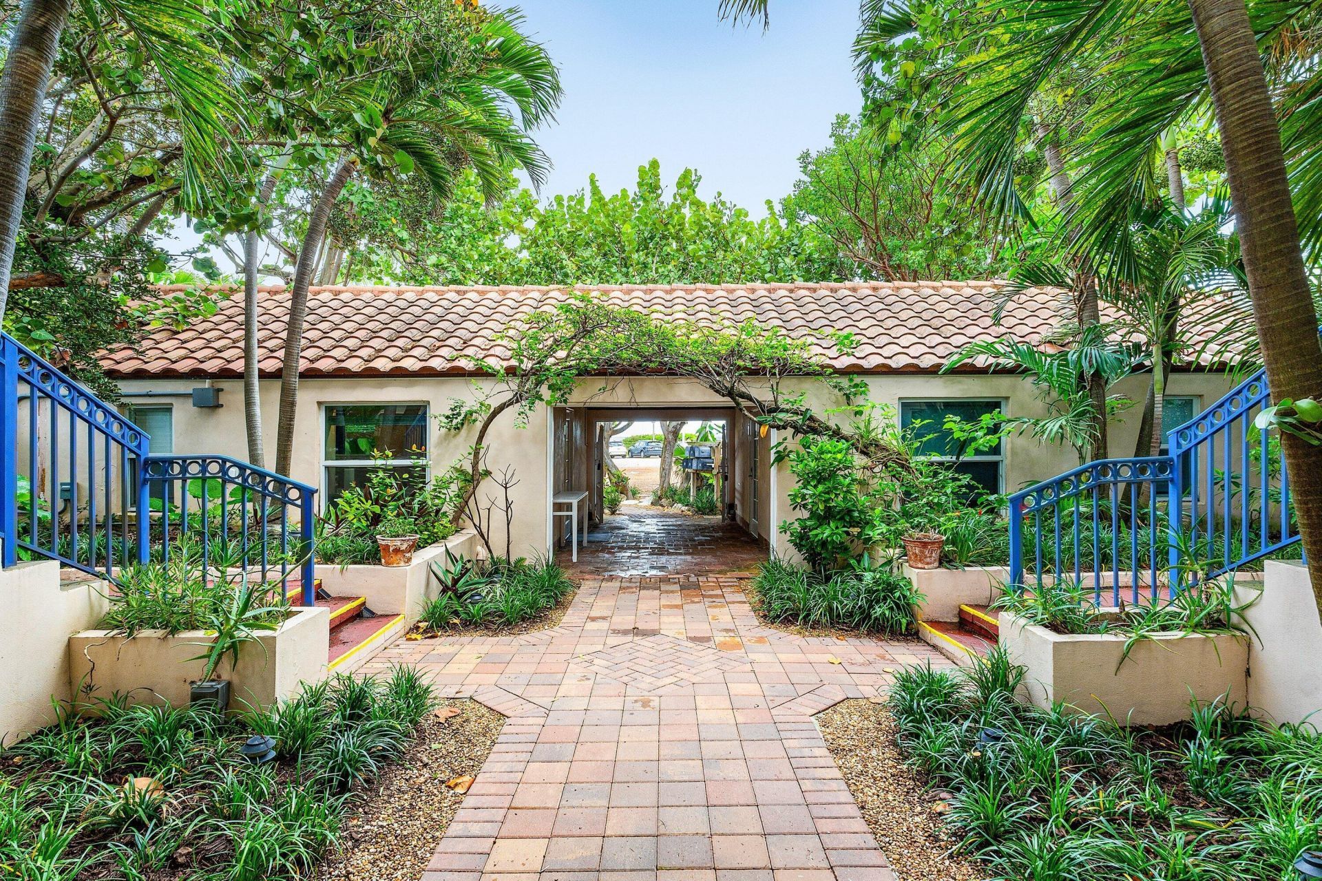 72 S Ocean Boulevard, Unit 1, Delray Beach, FL 33483 Photo
