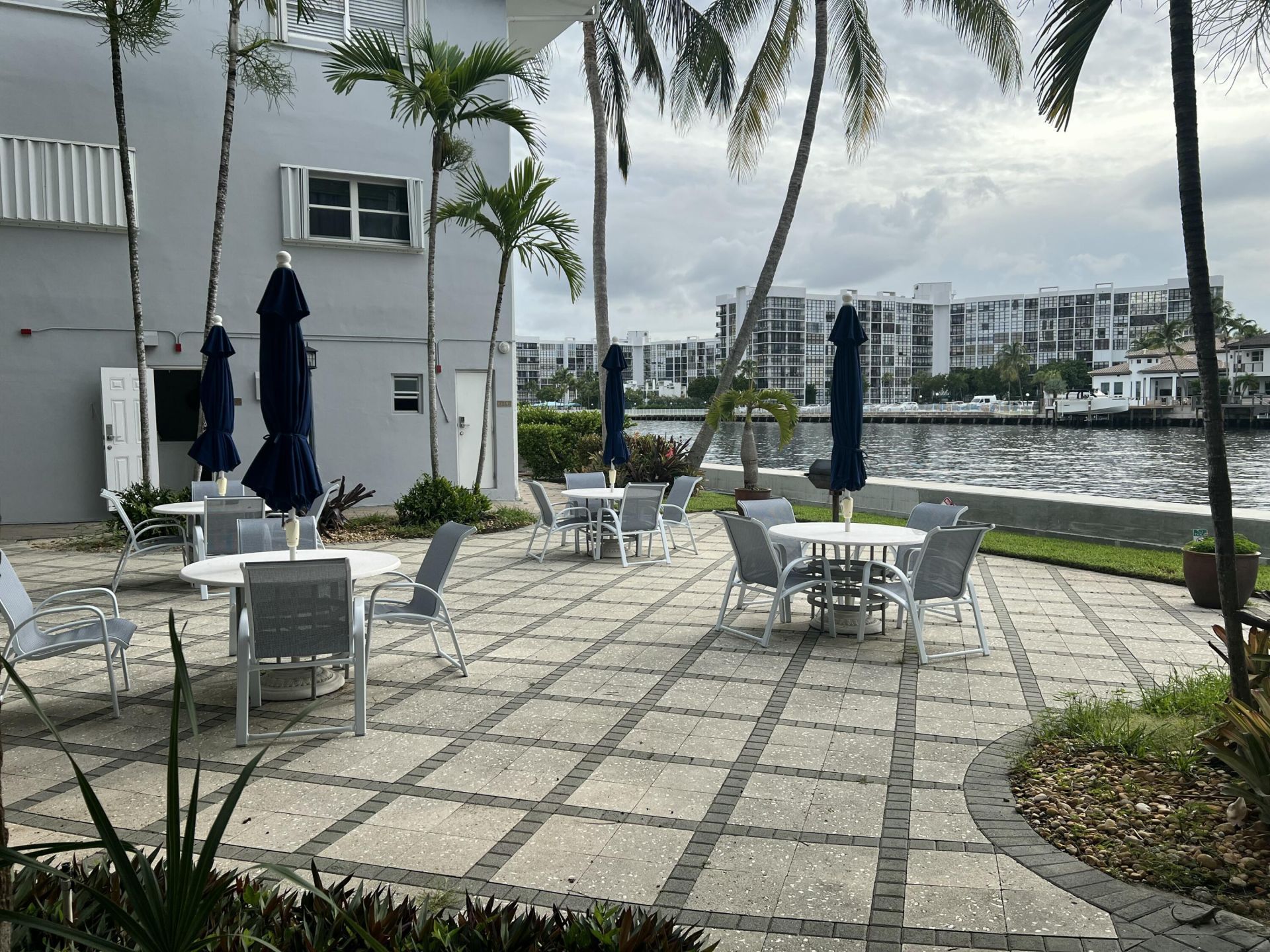 2600 S Ocean Drive, Unit S303, Hollywood, FL 33019 Photo