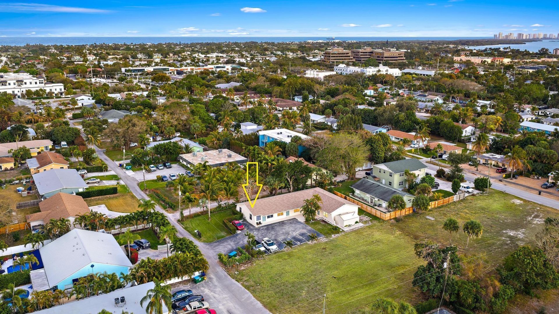 1924 Service Road, North Palm Beach, FL 33408 Photo