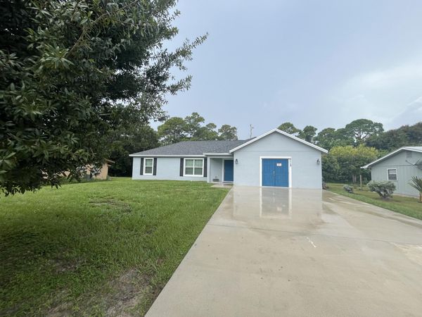 5113 SUNSET Boulevard, Fort Pierce, FL 34982