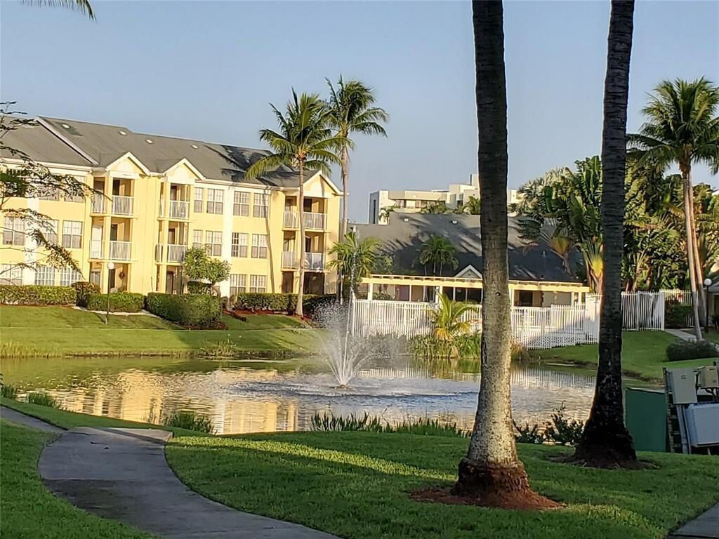 6292 La Costa Drive, Unit F, Boca Raton, FL 33433 Photo