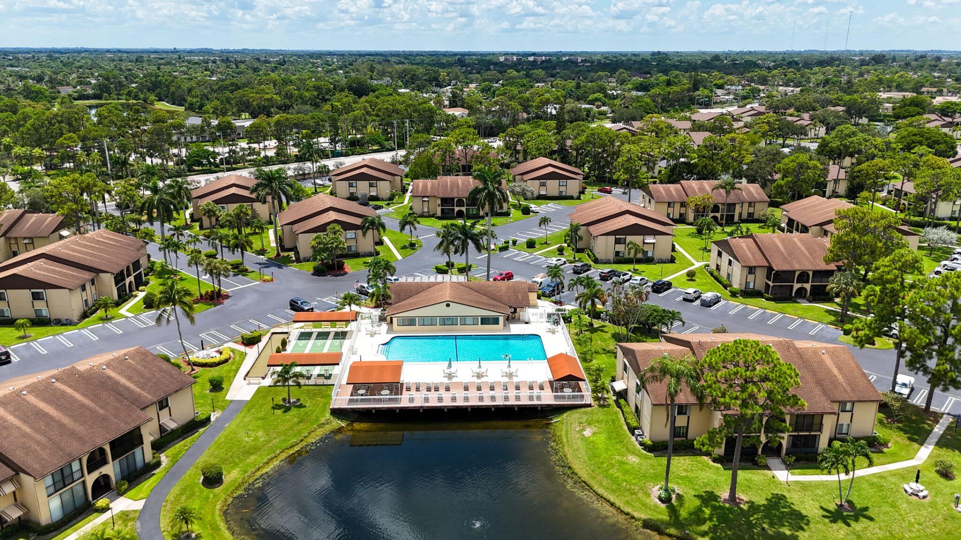 232 Pine High Occupancy Vehicle Circle, Unit C2, Greenacres, FL 33463 Photo