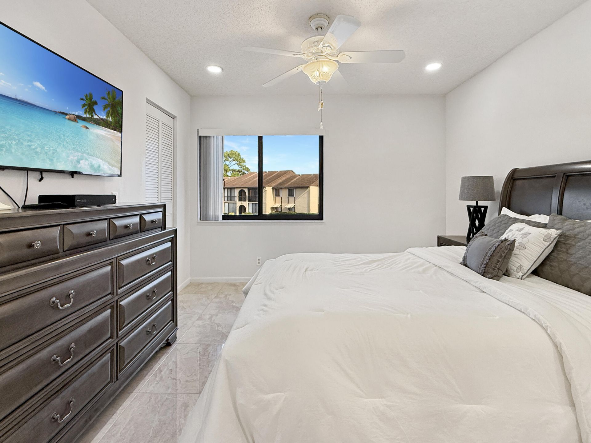 232 Pine High Occupancy Vehicle Circle, Unit C2, Greenacres, FL 33463 Photo