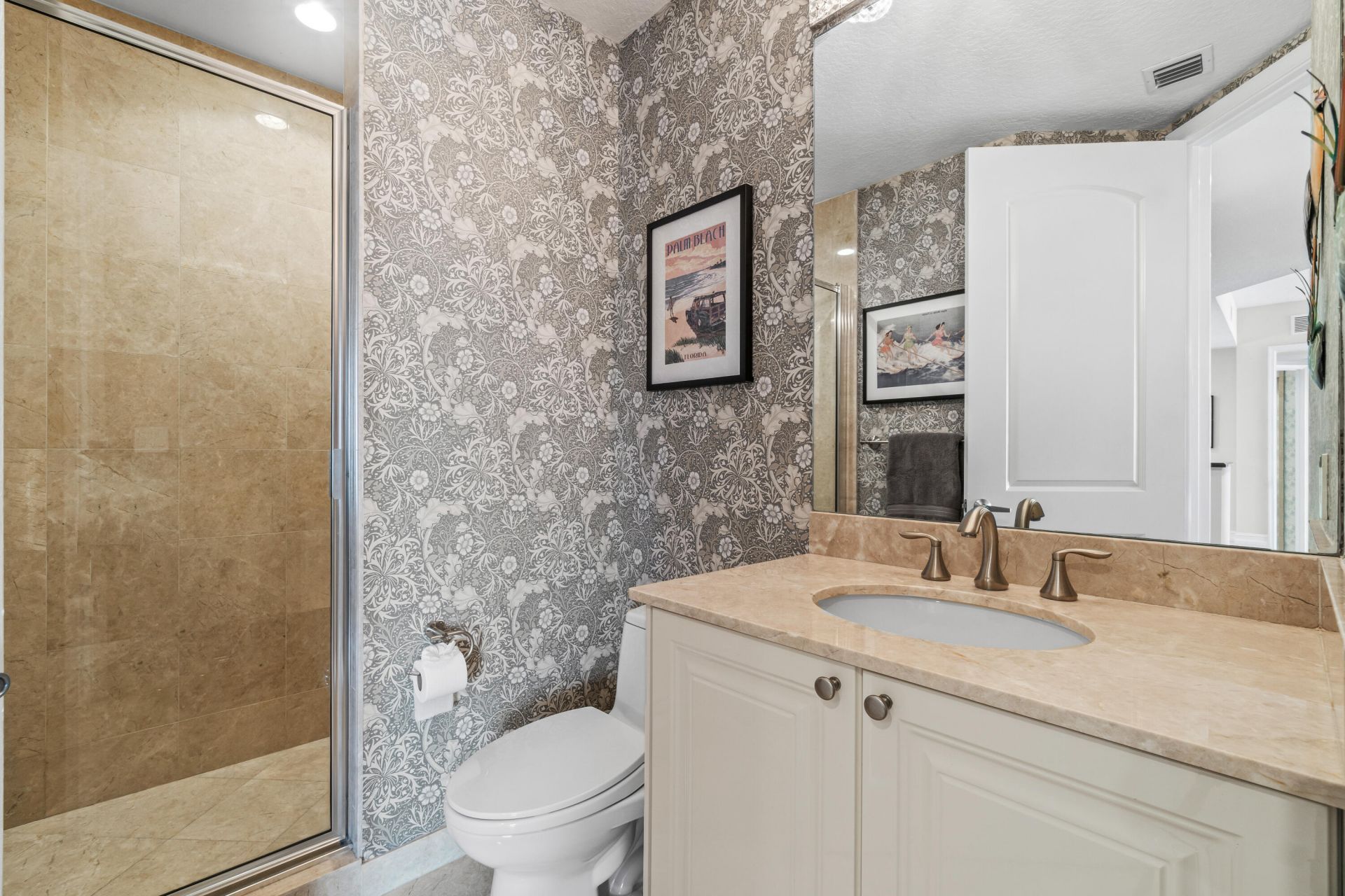 701 S Olive Avenue, Unit 1817, West Palm Beach, FL 33401 Photo