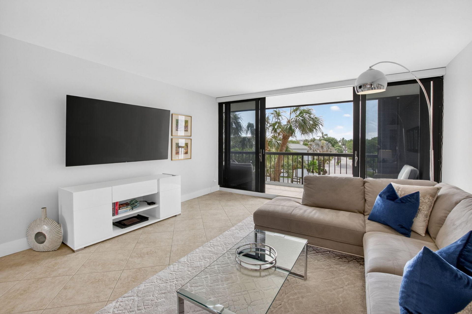 4748 S Ocean Boulevard, Unit 301, Highland Beach, FL 33487 Photo