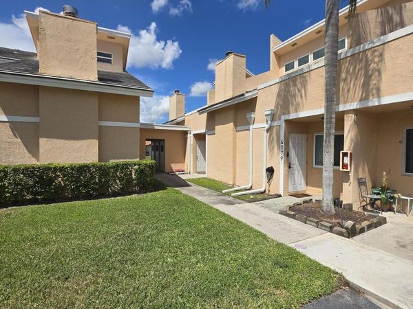 4083 CORAL SPRINGS Drive, Coral Springs, FL 33065