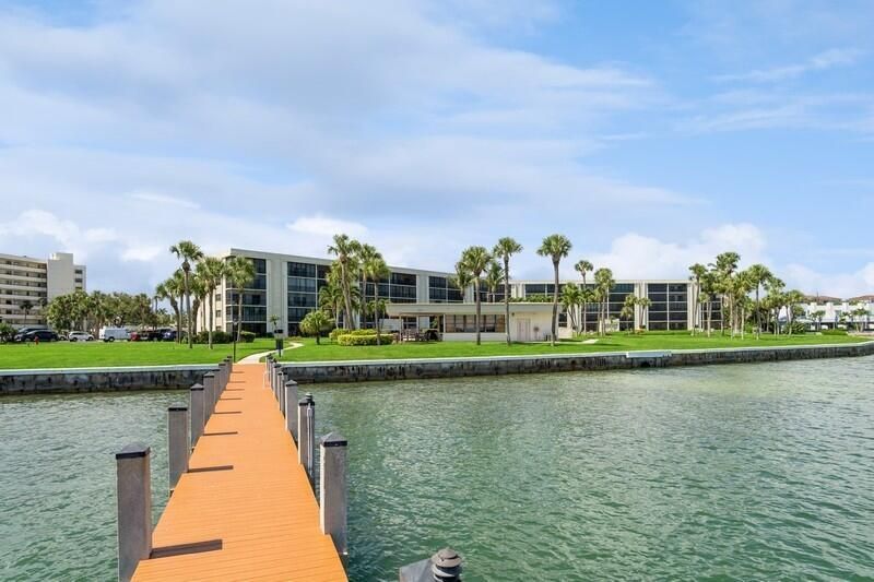 200 Intracoastal Place, Unit 305, Jupiter, FL 33469 Photo