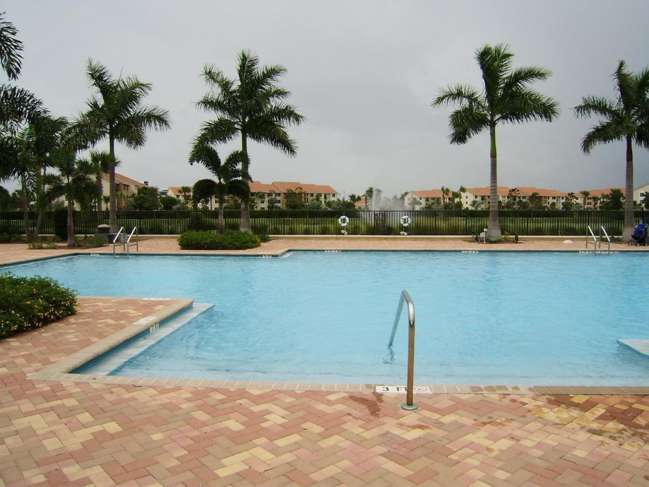 810 Marina Del Ray Lane, Unit 2, West Palm Beach, FL 33401 Photo