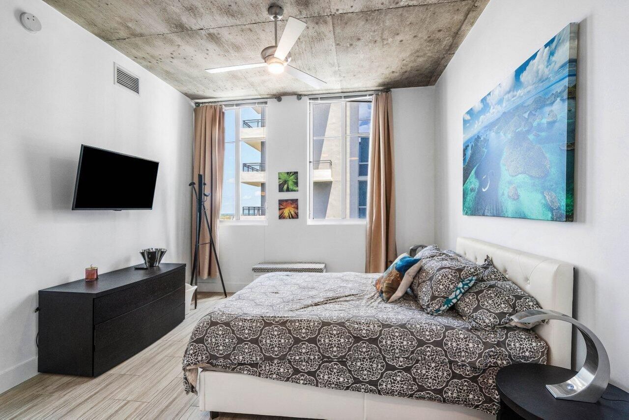 300 S Australian Avenue, Unit 1520, West Palm Beach, FL 33401 Photo