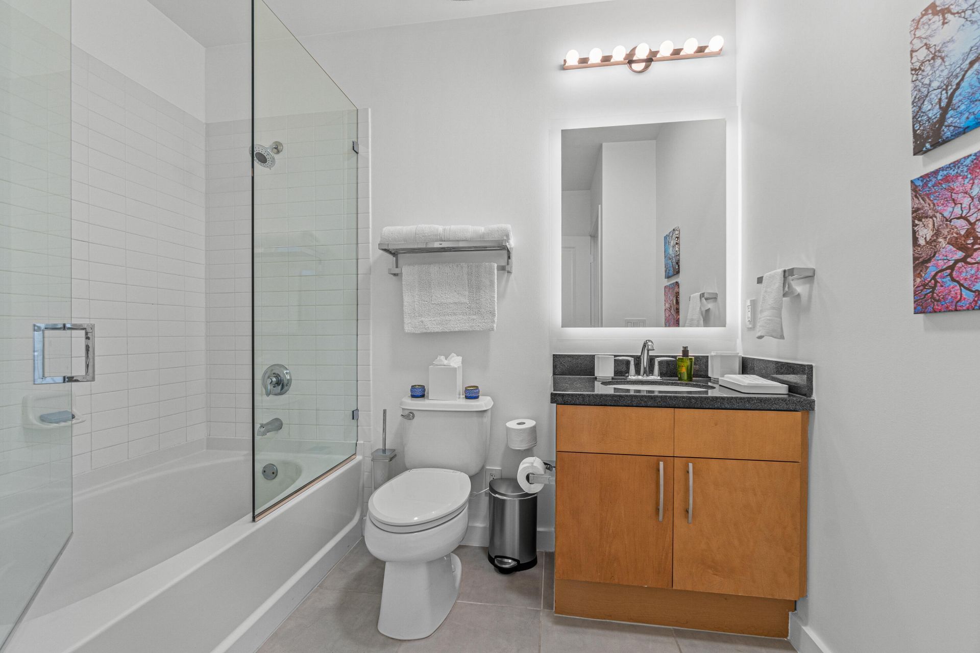 300 S Australian Avenue, Unit 1520, West Palm Beach, FL 33401 Photo
