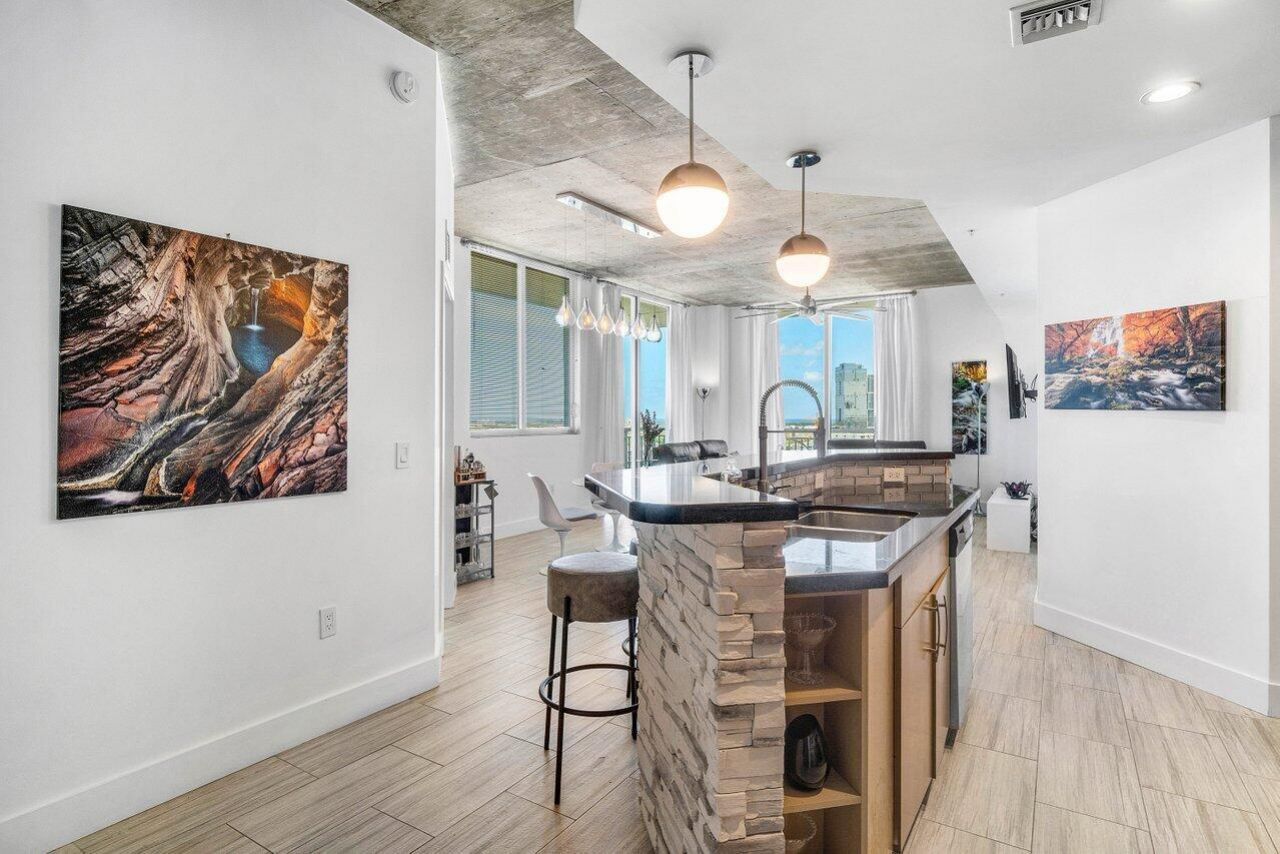 300 S Australian Avenue, Unit 1520, West Palm Beach, FL 33401 Photo