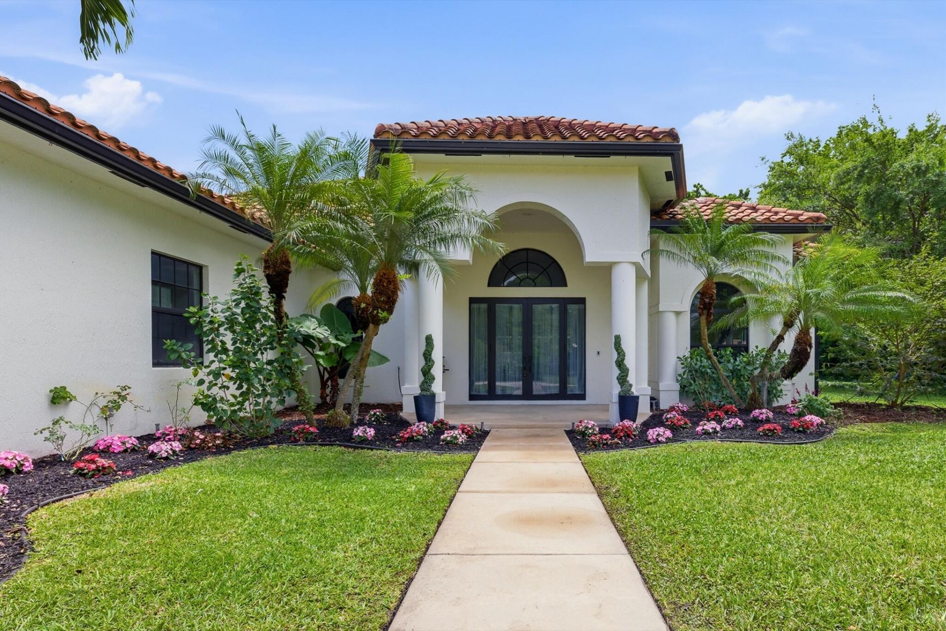 8717 Estate Drive, West Palm Beach, FL 33411 Photo