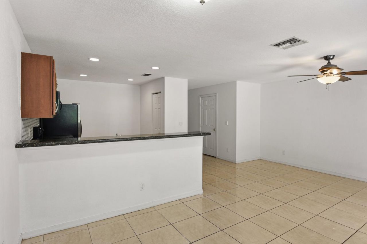 2257 SW Marshfield Court, Unit 2257, Port Saint Lucie, FL 34953 Photo