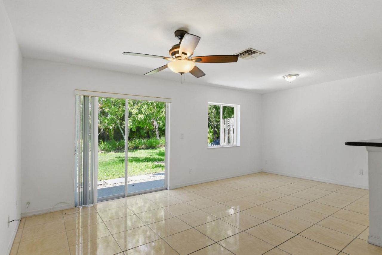 2257 SW Marshfield Court, Unit 2257, Port Saint Lucie, FL 34953 Photo
