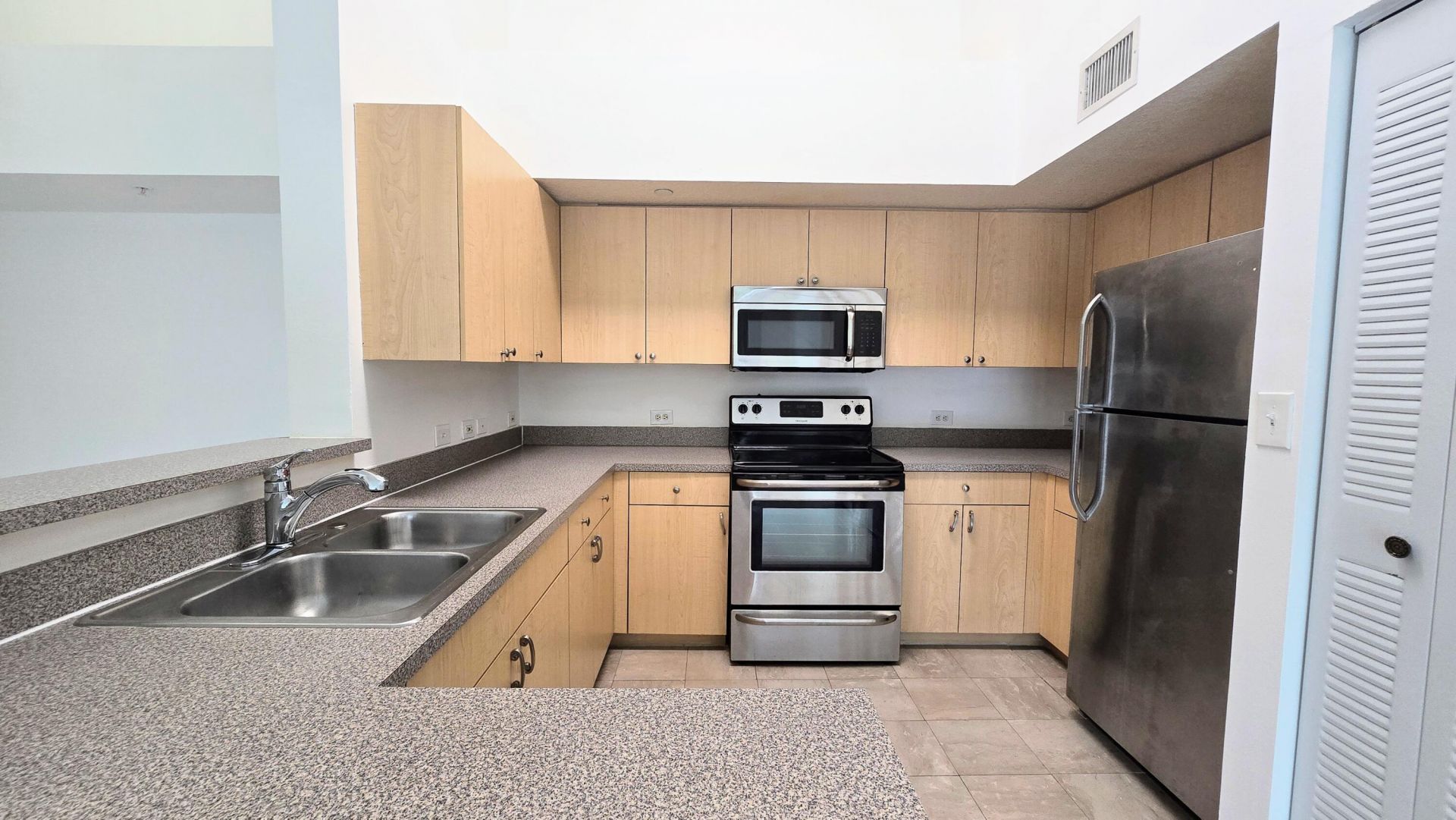 819 Villa Circle, Boynton Beach, FL 33435 Photo