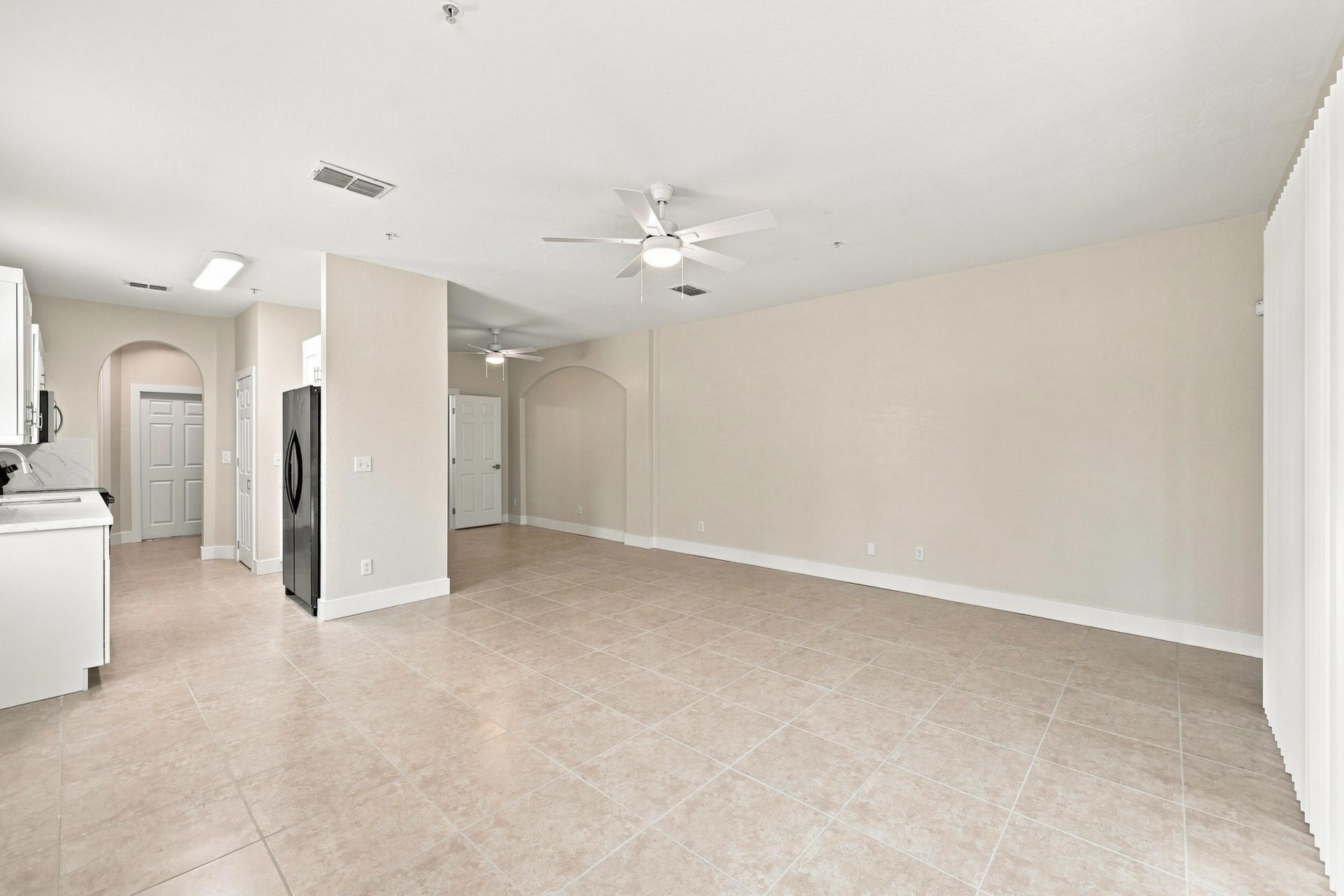 813 Pipers Cay Drive, West Palm Beach, FL 33415 Photo
