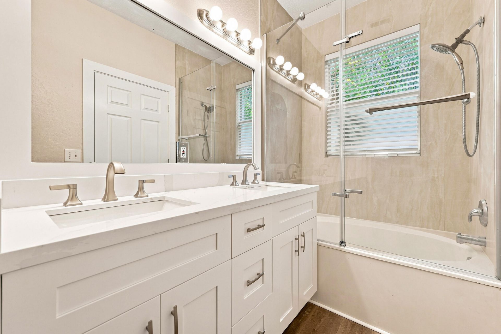 813 Pipers Cay Drive, West Palm Beach, FL 33415 Photo